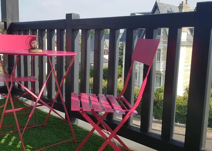 Le Yacht Club1 Apartman *